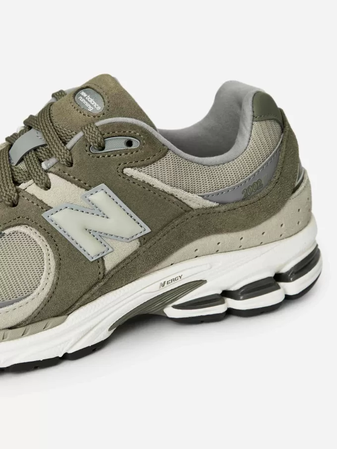 New Balance 2002R Trainers New Balance 2002R Trainers